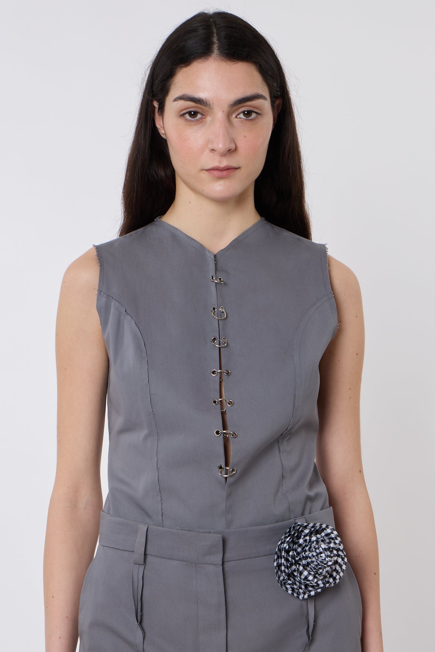 Pirouette Brooch in Vichy Cotton