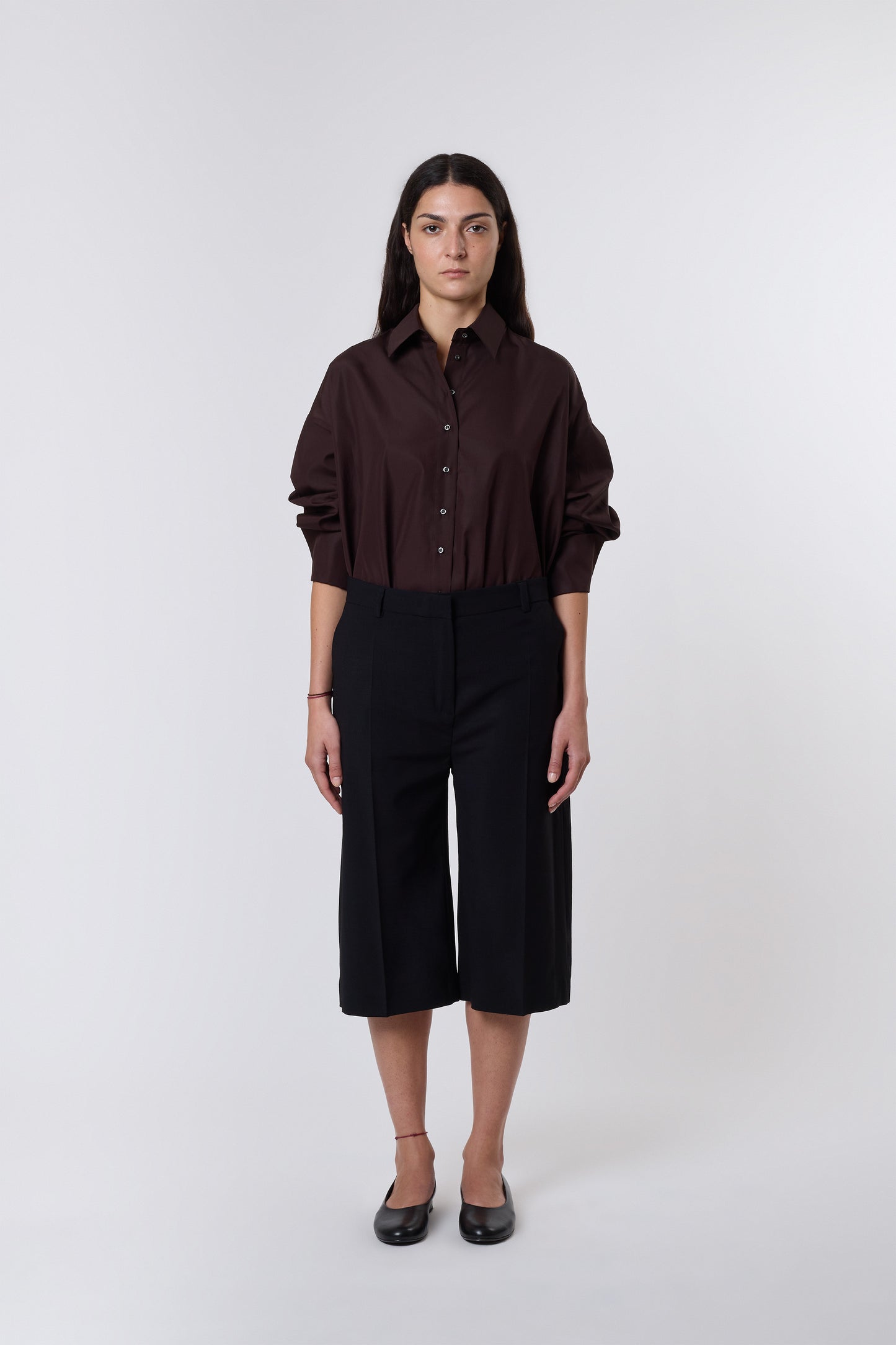 Hugi Bermuda in Black Wool