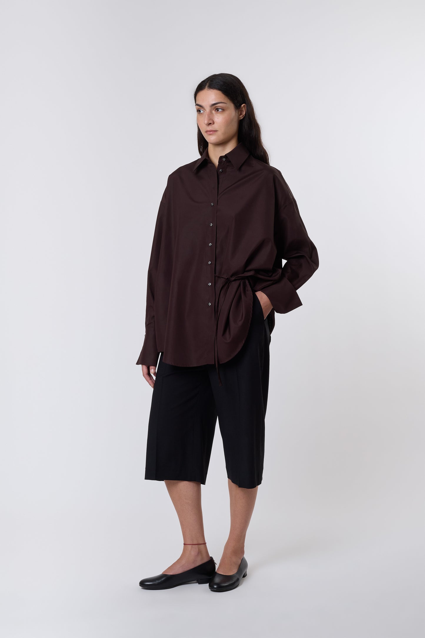 Hugi Bermuda in Black Wool