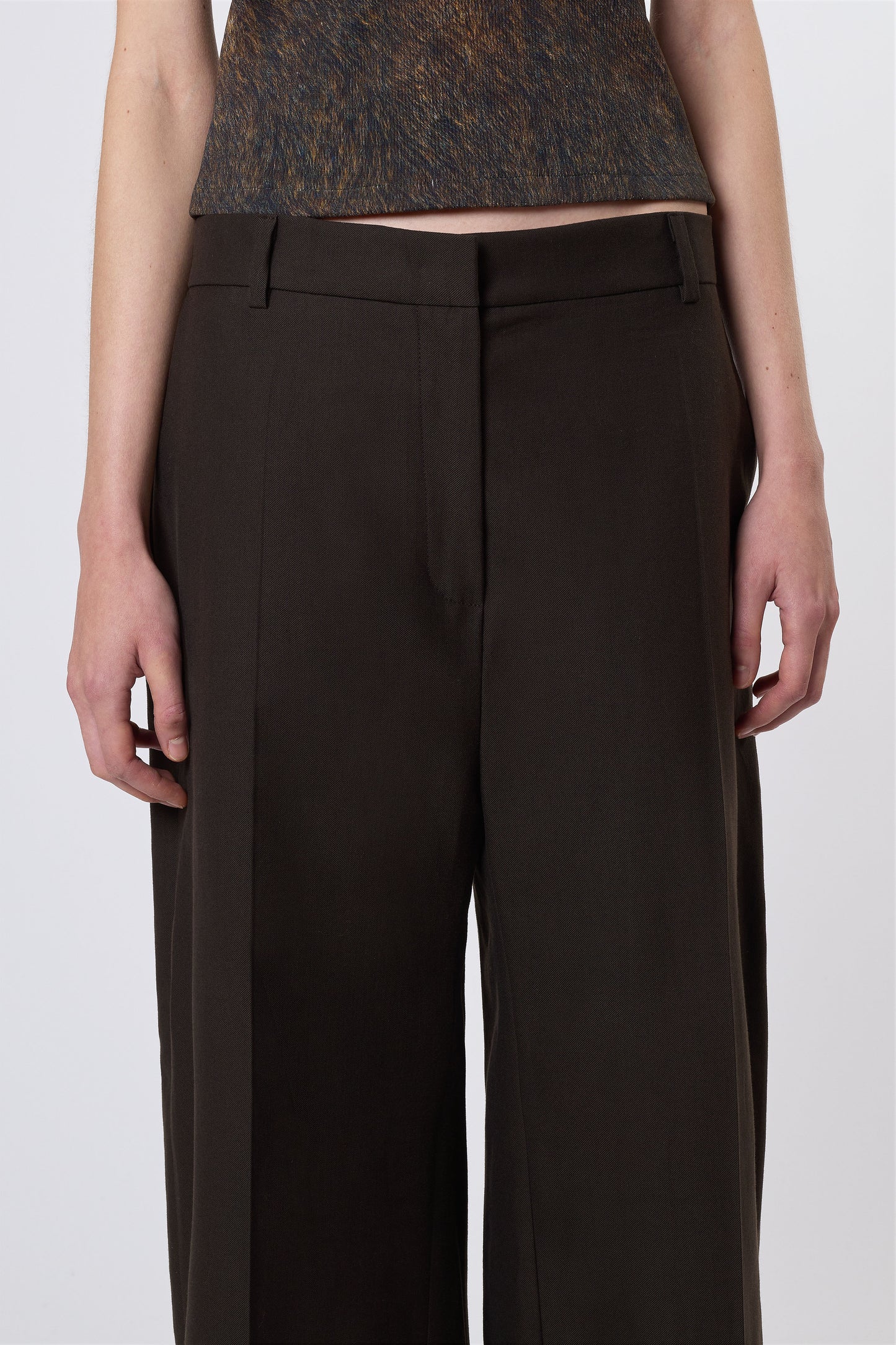 Hugi Bermuda in Brown Wool