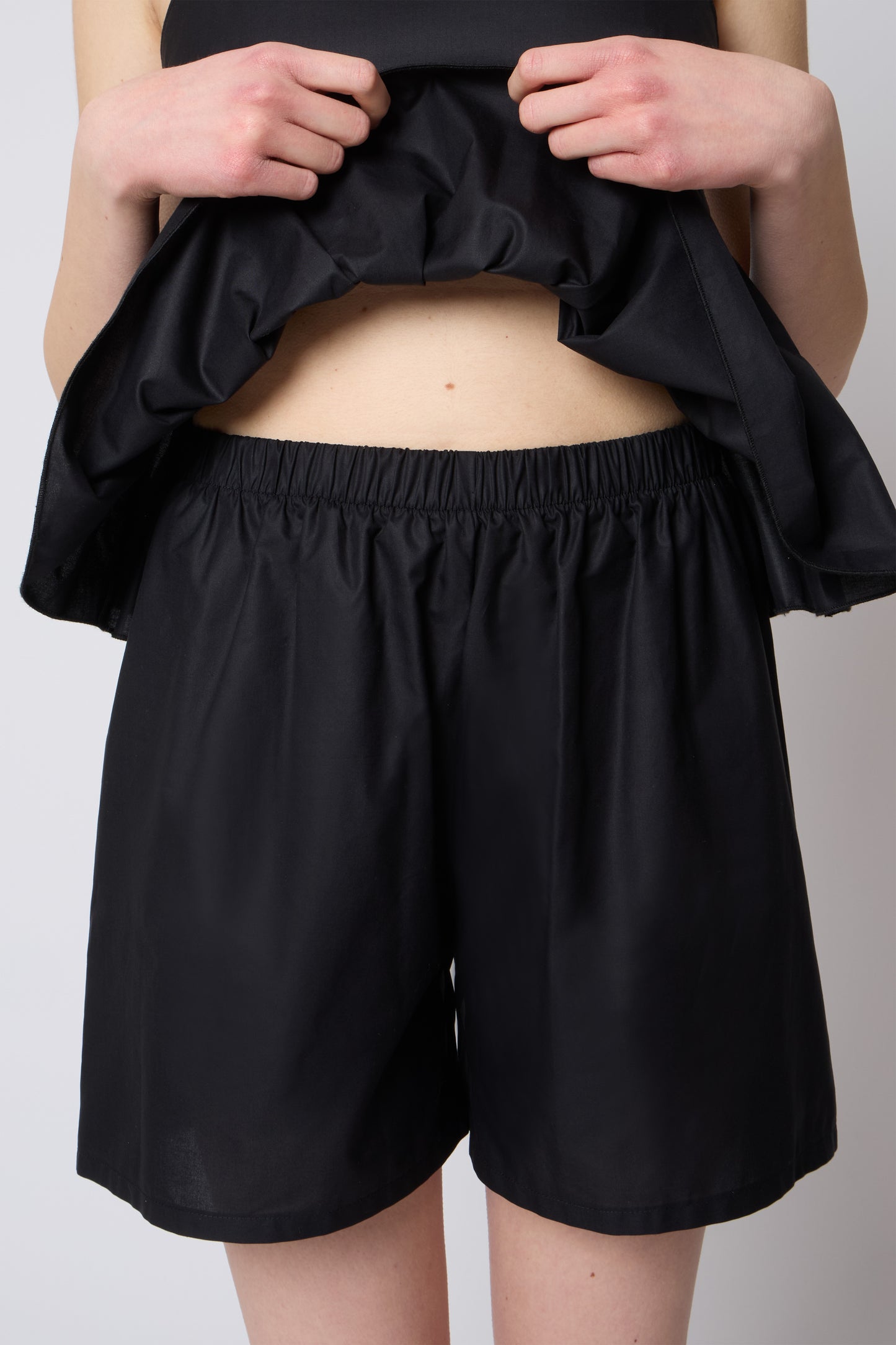 Timothée Shorts in Black Cotton