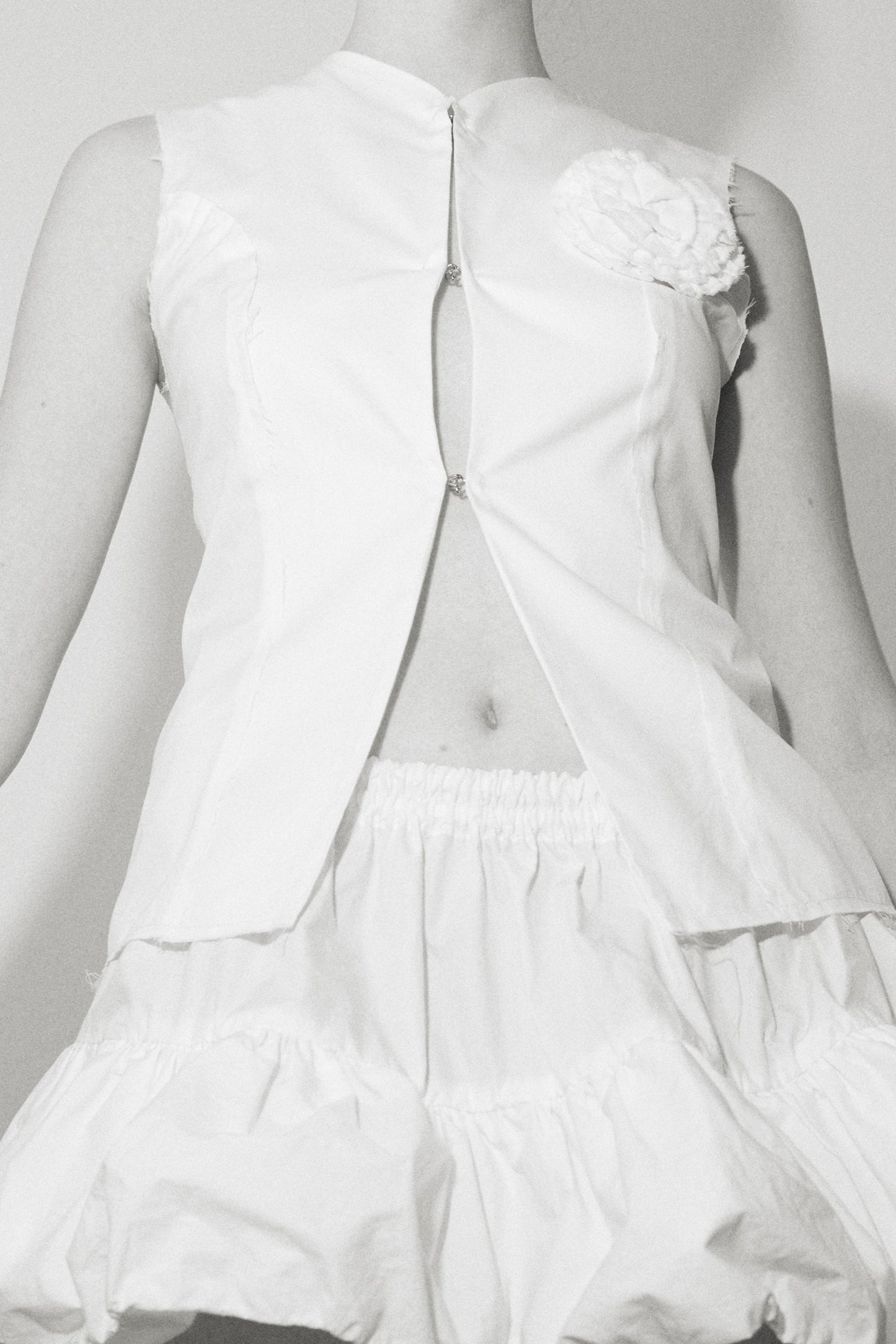 Set Pirouette + Vivienne in White