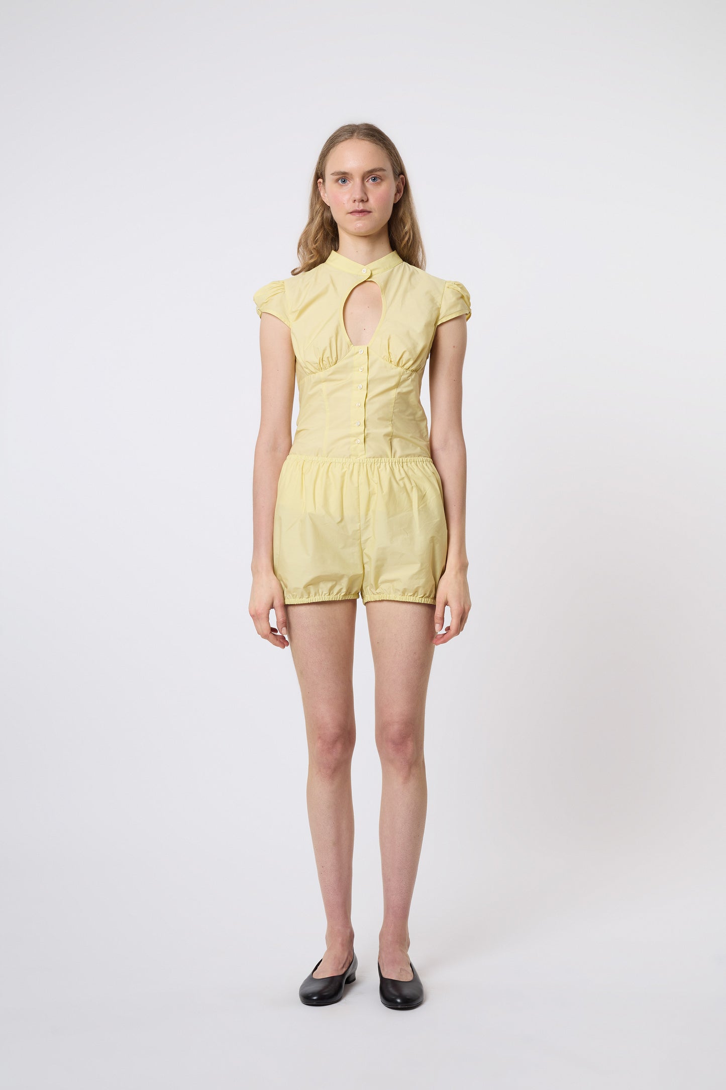 Baloon Shorts in Butter Cotton