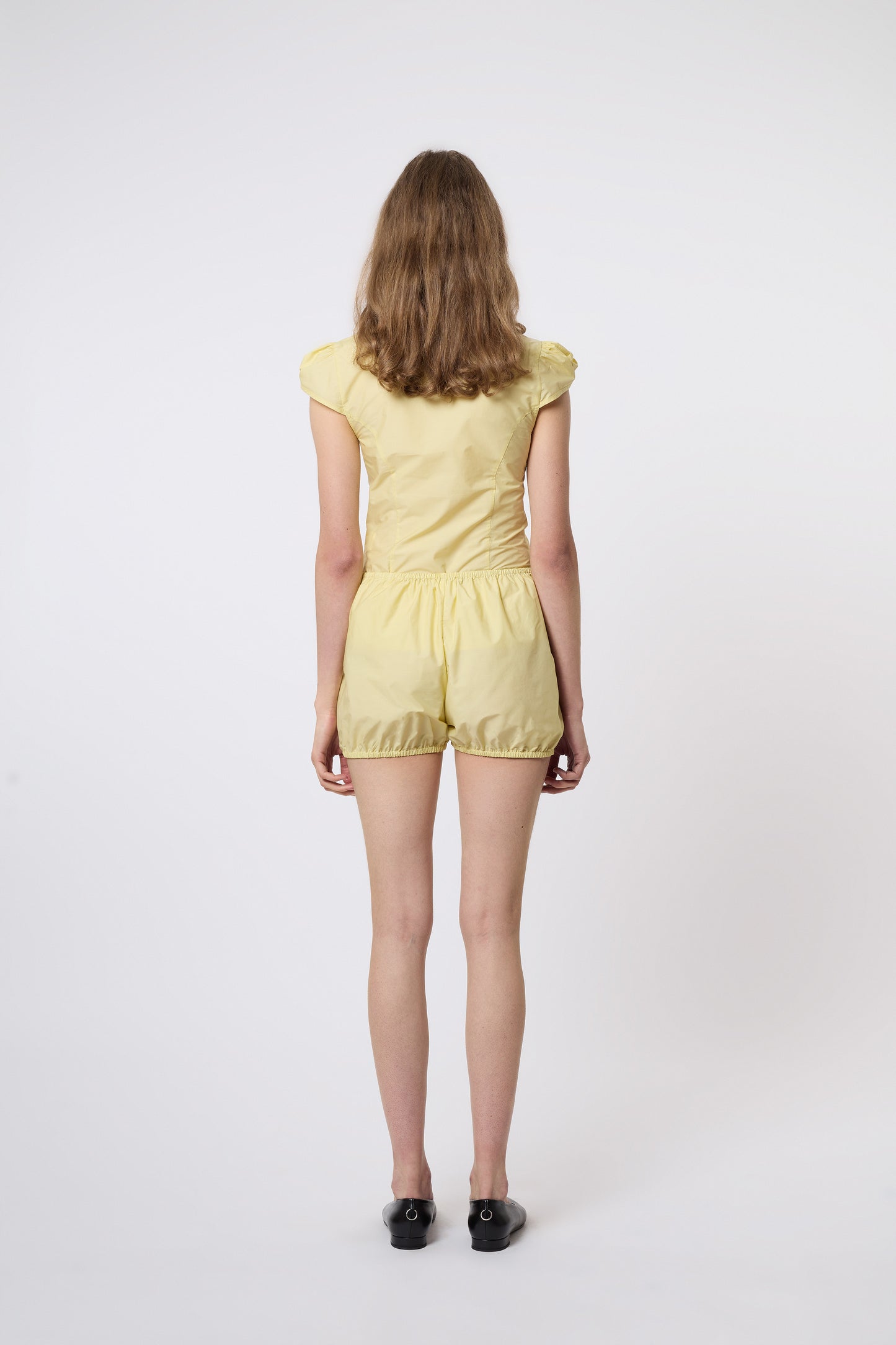 Baloon Shorts in Butter Cotton