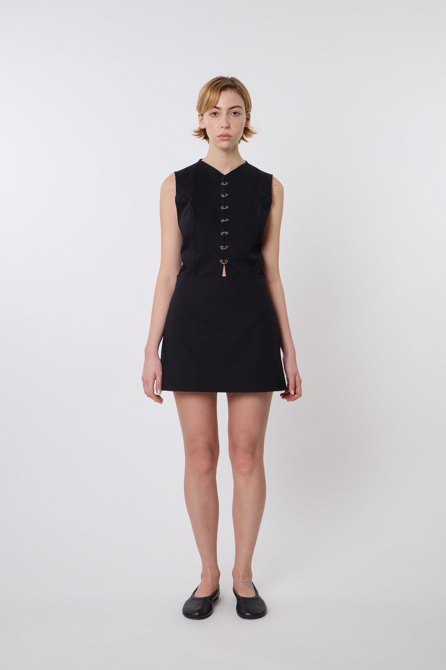 Macondo Vest in Black Cotton