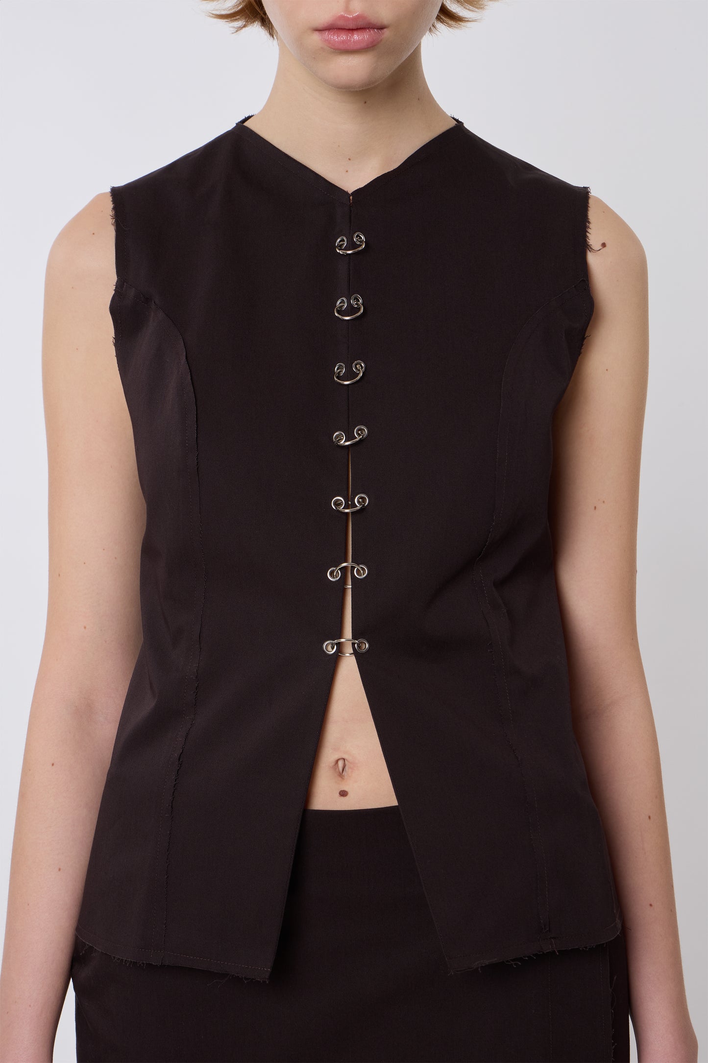 Macondo Vest in Brown Cotton