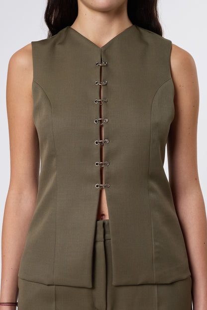 Macondo Vest in Olive Wool